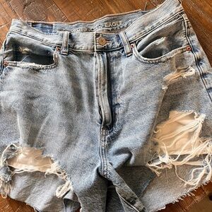 American Eagle Highest Rise 90’s Boy Shorts Sz 6. Great Condition